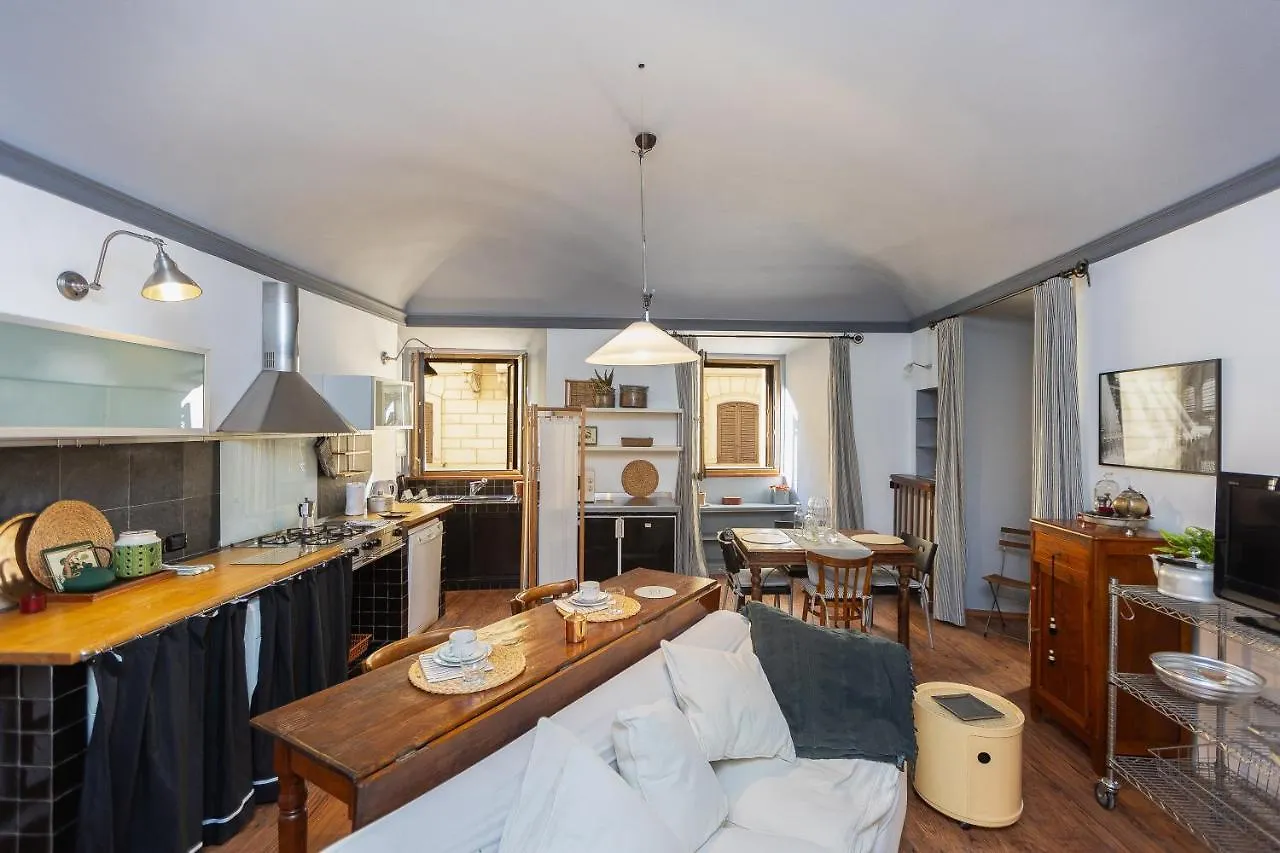 Pantheon By Rental In רומא דירה