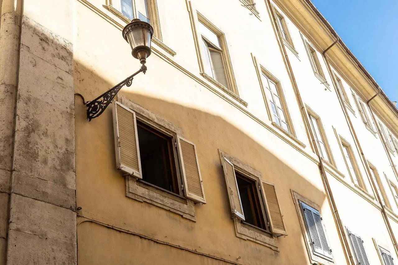 Pantheon By Rental In רומא